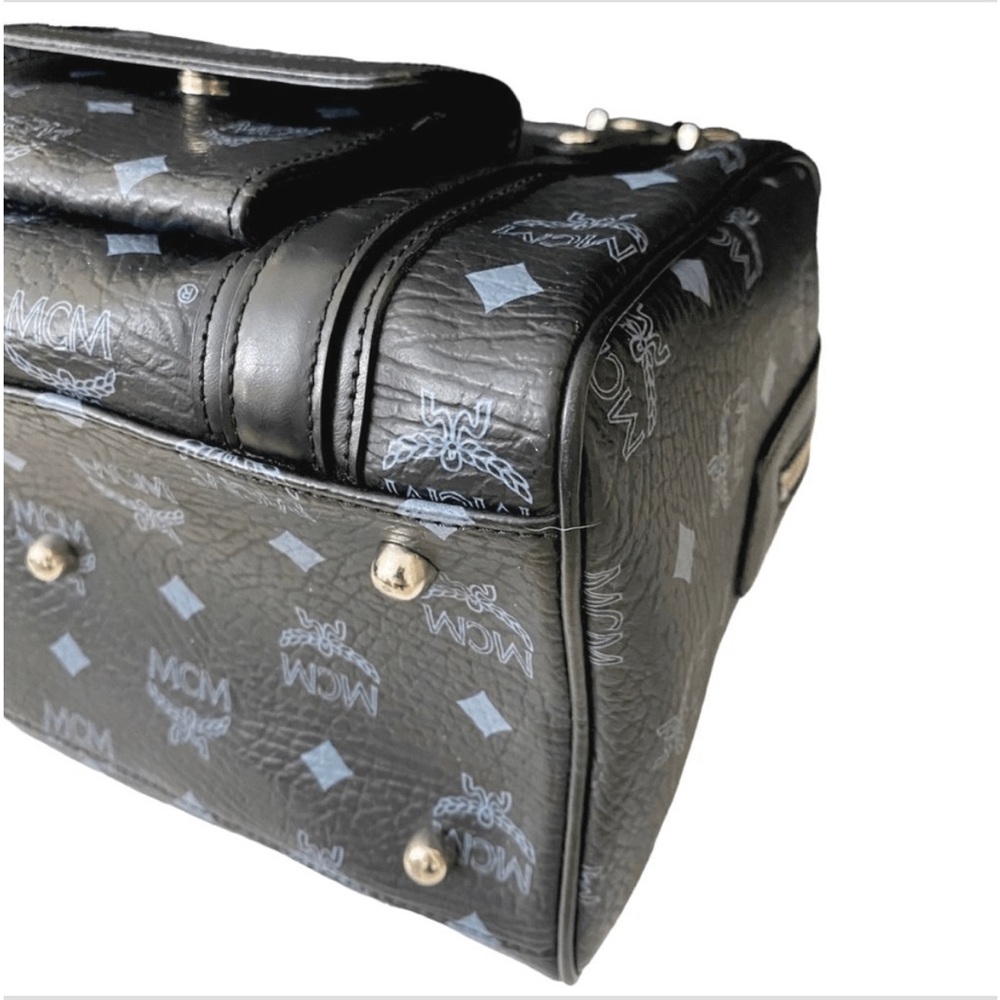MCM Black Visetos Boston Bag 25cm – Rare Blue Logo Accents Excellent Condition! - Picture 4 of 10
